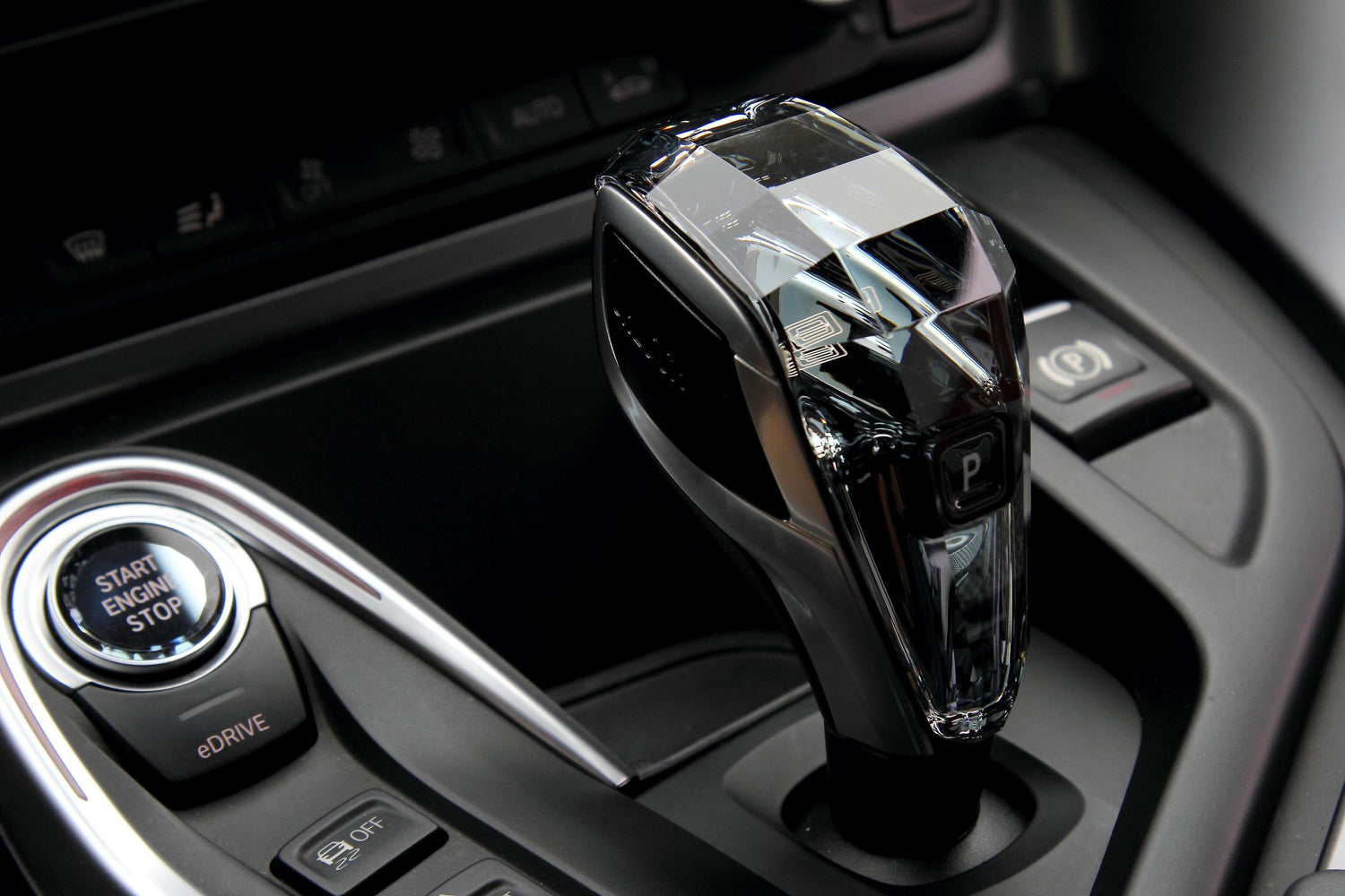 BMW 2 Series F22 F23 | Crystal Replacement Gear Shifter Selector + Start Button + iDrive Controller Button (Copy) (Copy)