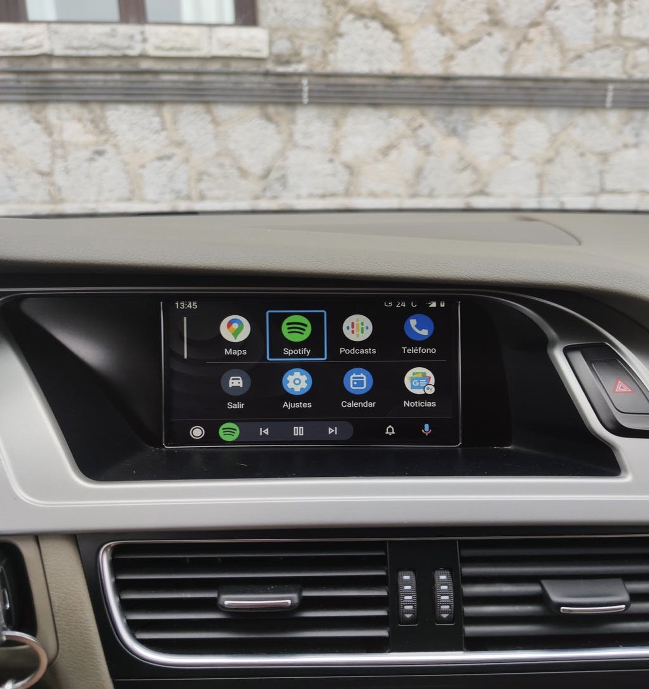 Audi Wireless Apple CarPlay and Android Auto Retrofit Interface Module ...